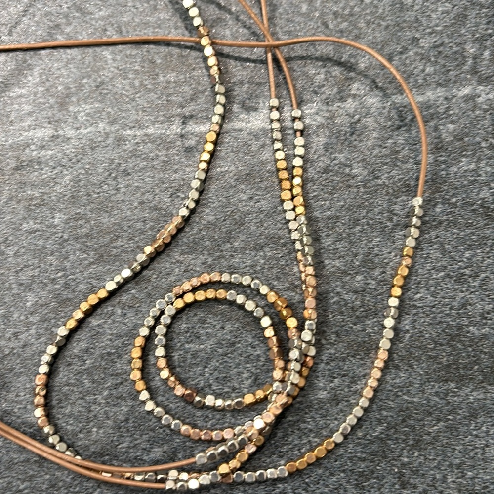 Multi tone necklace - Picture 1 of 4